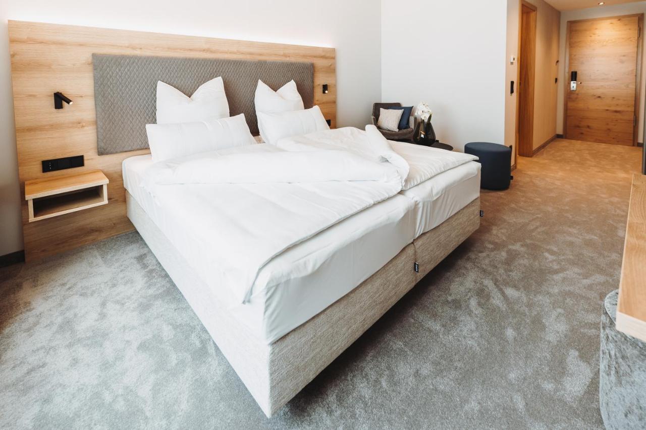 Hotel Vivo Schierling ภายนอก รูปภาพ